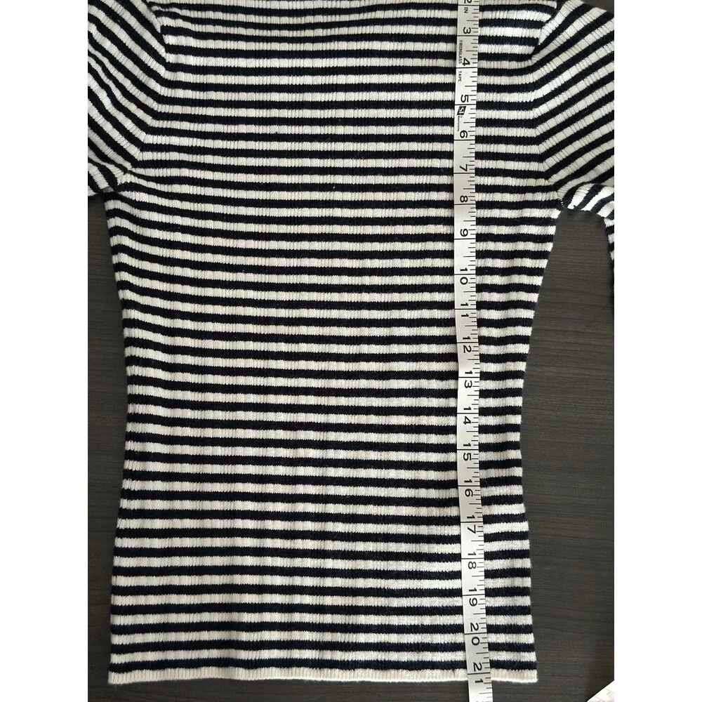 Abercrombie Fitch Black White Striped Ribbed Small Y2K Preppy Minimalist Capsule